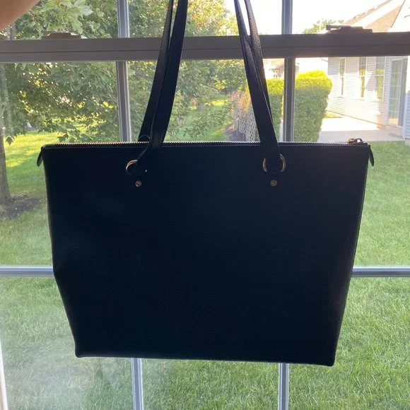 Coach Tote - Picture 6 of 7